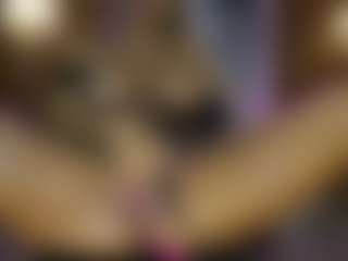 AnnesWhite's Live Sex Cam Show