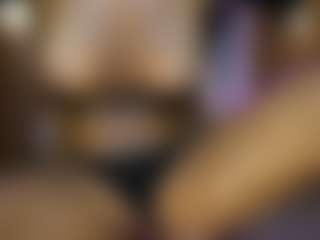 AnnesWhite's Live Sex Cam Show