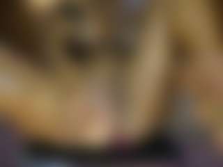 AnnesWhite's Live Sex Cam Show