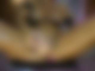 AnnesWhite's Live Sex Cam Show