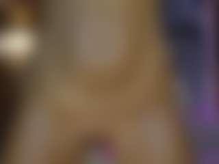 AnnesWhite's Live Sex Cam Show