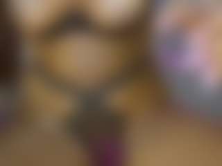 AnnesWhite's Live Sex Cam Show