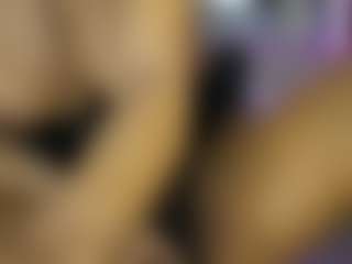 Live cam show with AnnesWhite - Blonde Hair MILF on infinitiblacc.com