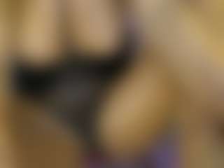 AnnesWhite's Live Sex Cam Show
