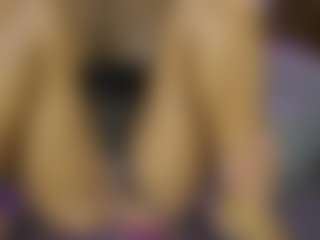 AnnesWhite's Live Sex Cam Show