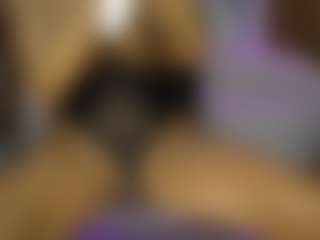 AnnesWhite's Live Sex Cam Show