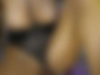 AnnesWhite's Live Sex Cam Show
