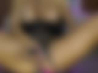 AnnesWhite's Live Sex Cam Show
