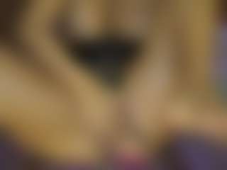 AnnesWhite's Live Sex Cam Show