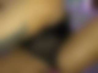 AnnesWhite's Live Sex Cam Show