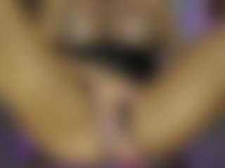 AnnesWhite's Live Sex Cam Show