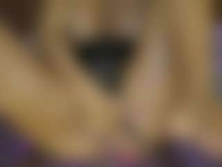 AnnesWhite's Live Sex Cam Show