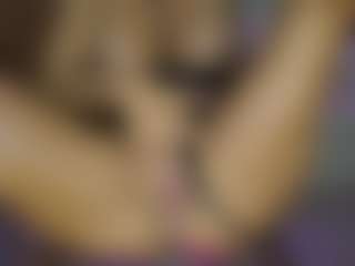 AnnesWhite's Live Sex Cam Show