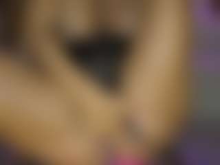 AnnesWhite's Live Sex Cam Show