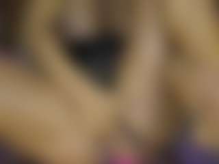 AnnesWhite's Live Sex Cam Show