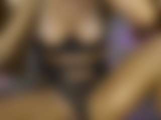 AnnesWhite's Live Sex Cam Show