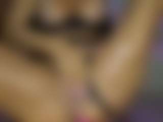 AnnesWhite's Live Sex Cam Show