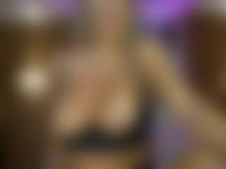 AnnesWhite's Live Sex Cam Show