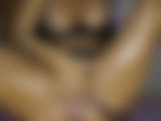 AnnesWhite's Live Sex Cam Show