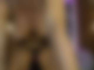 AnnesWhite's Live Sex Cam Show