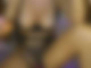 AnnesWhite's Live Sex Cam Show