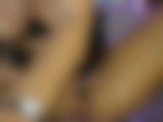 AnnesWhite's Live Sex Cam Show