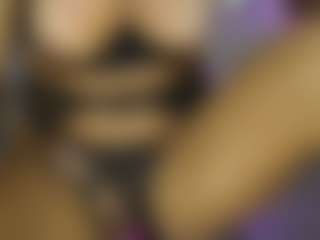 AnnesWhite's Live Sex Cam Show