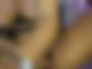 AnnesWhite's Live Sex Cam Show