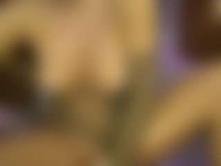 AnnesWhite's Live Sex Cam Show