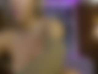 Live cam show with AnnesWhite - Average on Camsoda