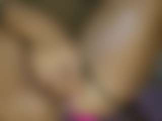 Live cam show with AnnesWhite - Spy MILF on boobsie.com
