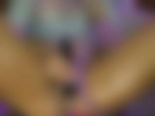 Live cam show with AnnesWhite - Average on Camsoda