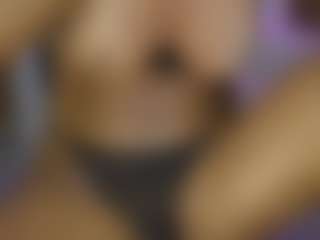 Live cam show with AnnesWhite - Strip MILF on nudelive.tv