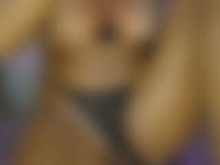 AnnesWhite's Live Sex Cam Show
