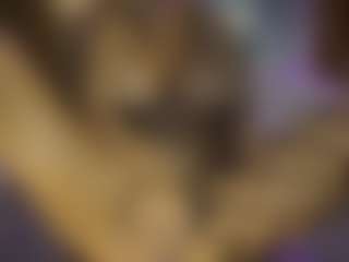AnnesWhite's Live Sex Cam Show