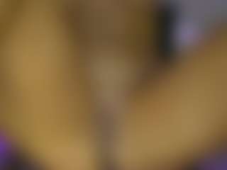 AnnesWhite's Live Sex Cam Show
