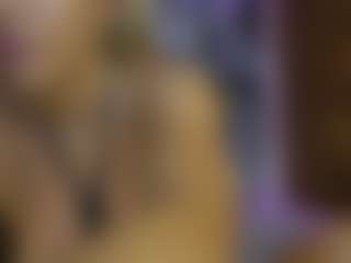 AnnesWhite's Live Sex Cam Show