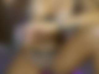 AnnesWhite's Live Sex Cam Show