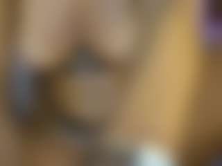 AnnesWhite's Live Sex Cam Show