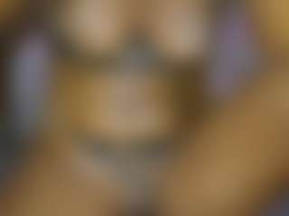 Live cam show with AnnesWhite - Squirt on livesexfox.com