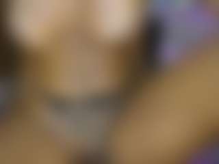 AnnesWhite's Live Sex Cam Show