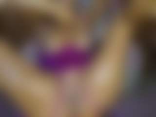 AnnesWhite's Live Sex Cam Show