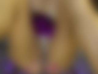 AnnesWhite's Live Sex Cam Show