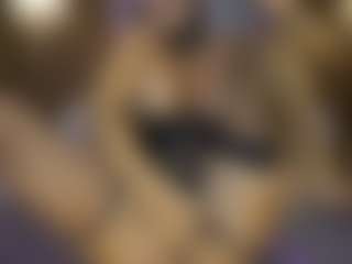AnnesWhite's Live Sex Cam Show