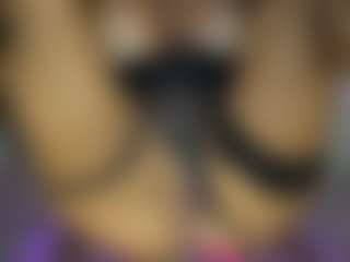 Live cam show with AnnesWhite - Green Eyes on Camsoda