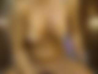 Live cam show with AnnesWhite - MILF Teen (18+) on Camsoda