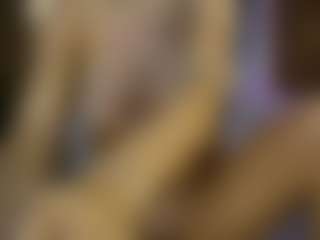 AnnesWhite's Live Sex Cam Show