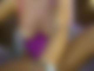 AnnesWhite's Live Sex Cam Show