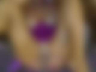 Live cam show with AnnesWhite - MILF Teen (18+) on Camsoda
