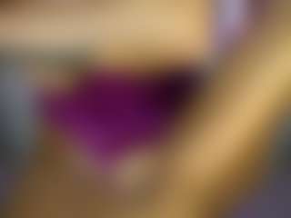 AnnesWhite's Live Sex Cam Show